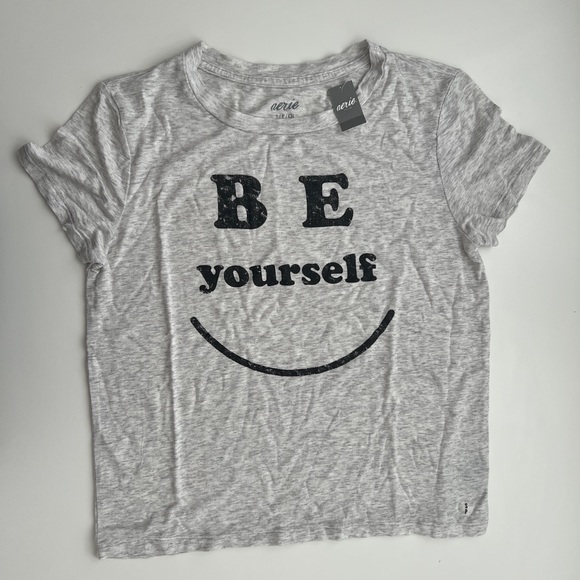 BRAND NEW Aerie Graphic T-Shirt - Picture 2 of 3